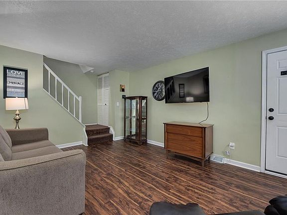 4th image of 6556 Liberty Bell Dr #25A