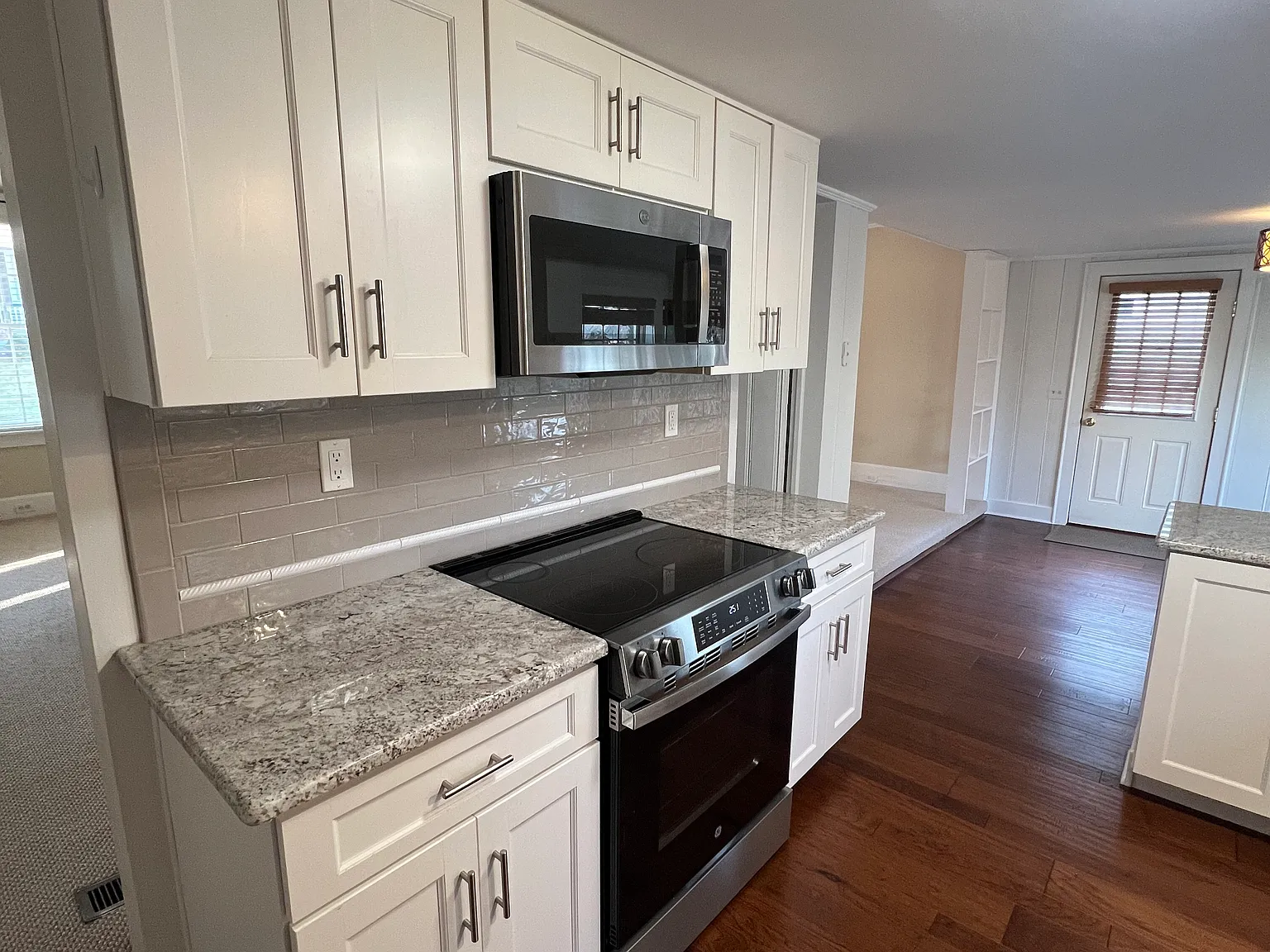 102 Brunswick Ave — Photo 4
