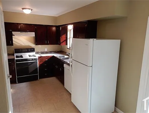 1805 Melba Dr — Photo 7