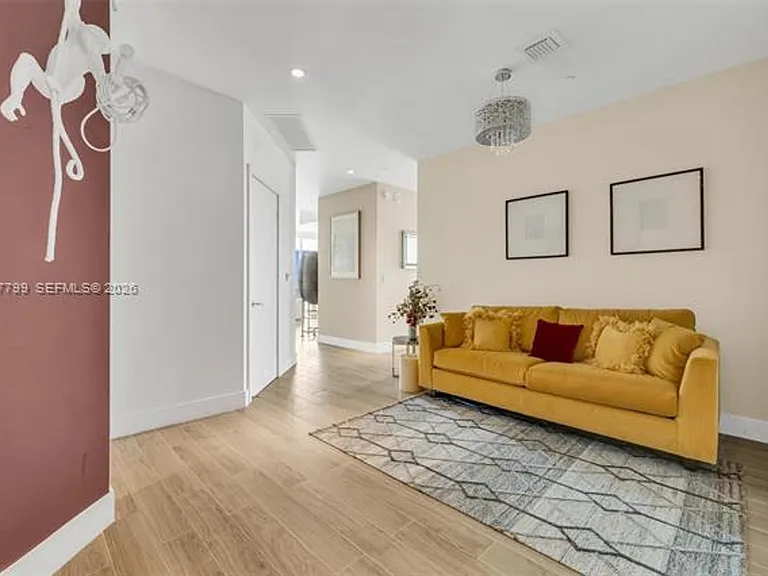1300 S Miami Avenue Rd #Penthouse 5110 — Photo 6