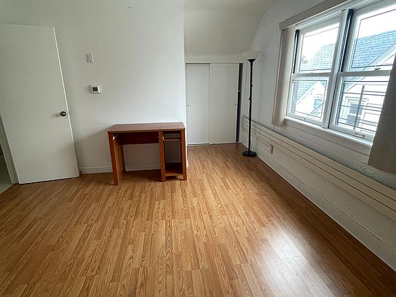 5th image of 16111 59th Ave Floor 2