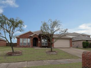 2203 Woodberry Dr, Forney, TX 75126