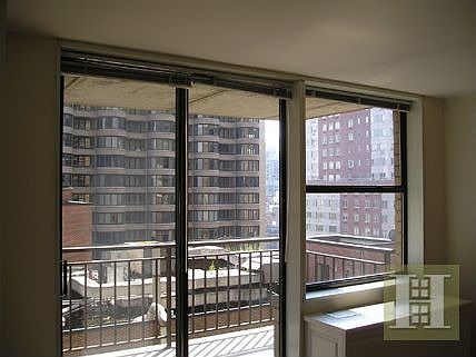 5th image of 330 E 39th St #14*R