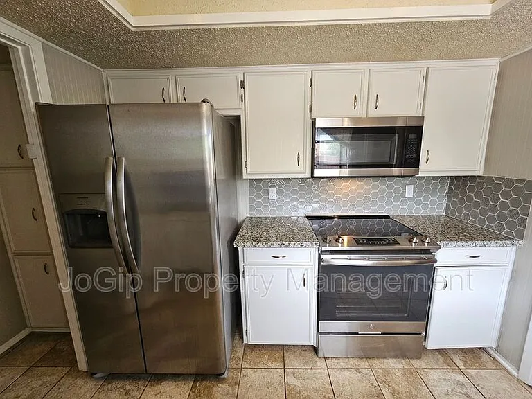 601 Harvest Hill St — Photo 10
