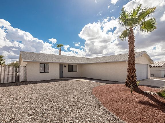 3rd image of 1780 Papago Dr