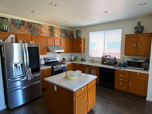 4th image of 4568 English Oak Ave