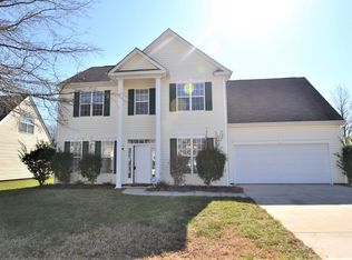 7904 Shiny Meadow Ln, Charlotte, NC 28215