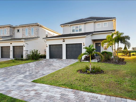 4th image of 15746 Vetta Dr