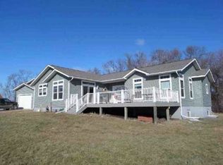 42746 840th Ave, Bird Island, MN 55310