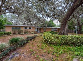 612 E River Dr, Temple Terrace, FL 33617