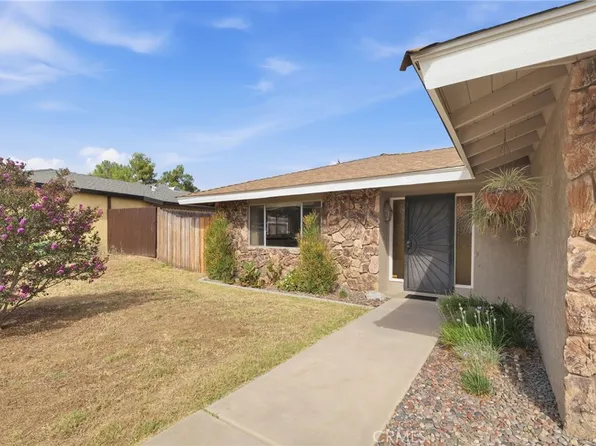 27195 Aurora Dr, Hemet, CA 92544