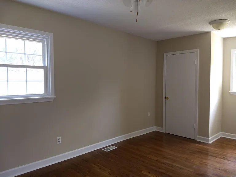 1112 Ardmore Dr — Photo 14