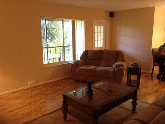 5th image of 408 Pine Glen Ln APT B-2