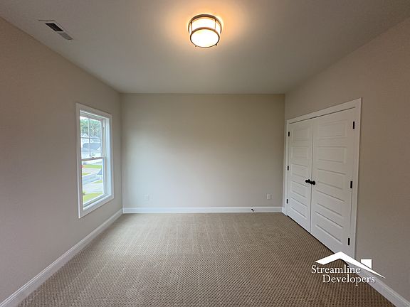 5th image of 122 Spoonbill Ln