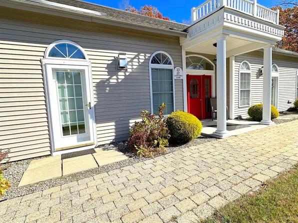 23 Lantern Lane, Kingston, NH 03848