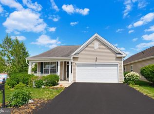 707 Thoreau Dr, Mount Joy, PA 17552