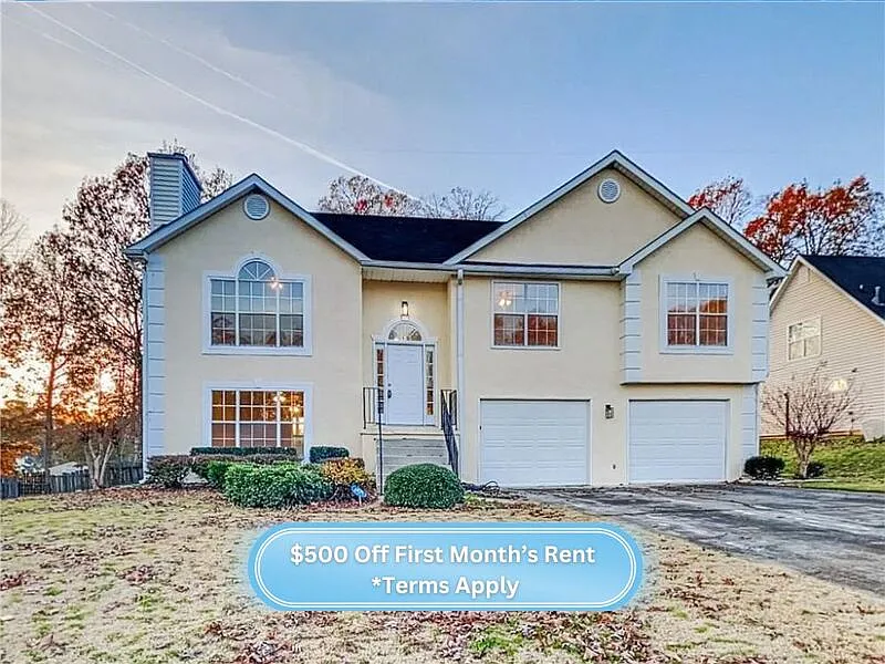 3 bed, 3.0 bath, 2108 sqft, $1,900 — Photo 1