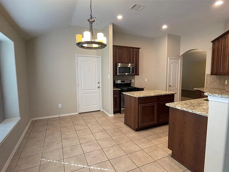 8131 Tierra Del Sol Rd — Photo 8