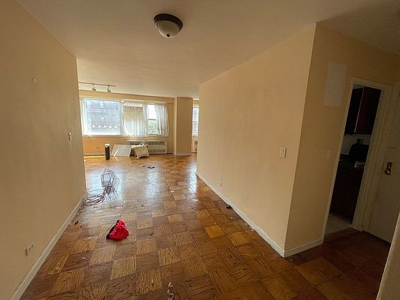 3rd image of 580 Flatbush Ave APT 6D