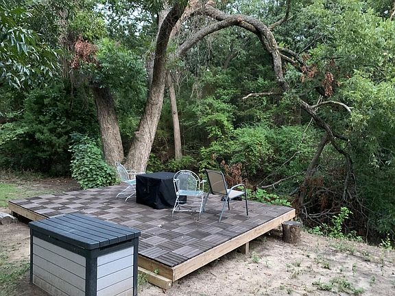 4th image of 619 Oakbend Dr