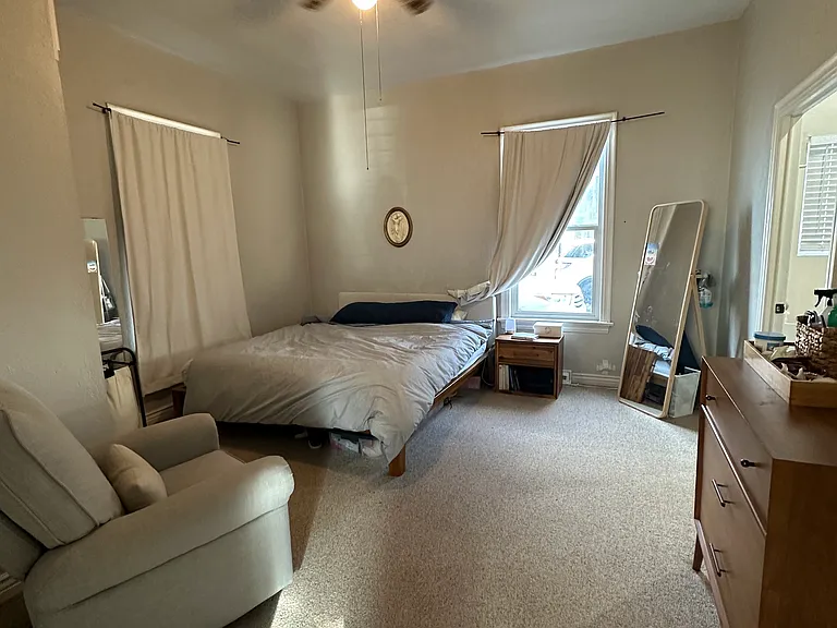 144 N 300 E — Photo 6