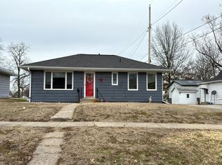 1125 Park Ave, Chariton, IA 50049