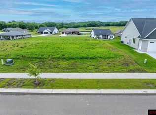 2015 Saba Blvd, Mankato, MN 56001