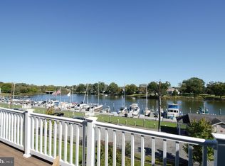 238 Marina View Ct, Essex, MD 21221