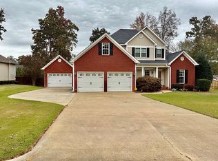 272 Lillian Ln, Anniston, AL 36207