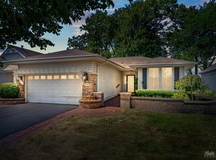 11483 Wildrose Dr, Huntley, IL 60142