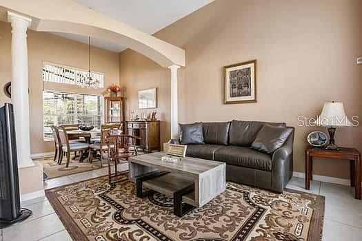 5th image of 1617 MAPLESTEAD COURT
