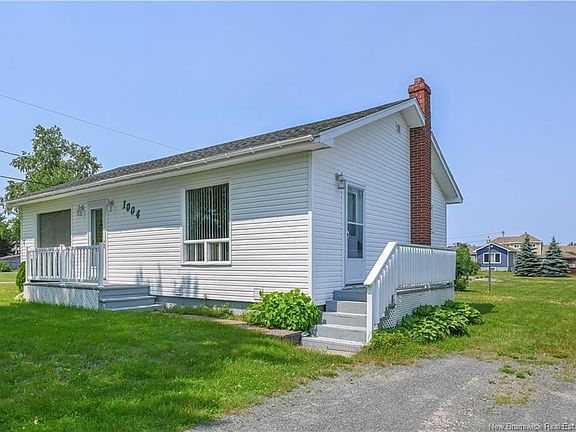 2nd image of 1004 Saint Joseph Blvd