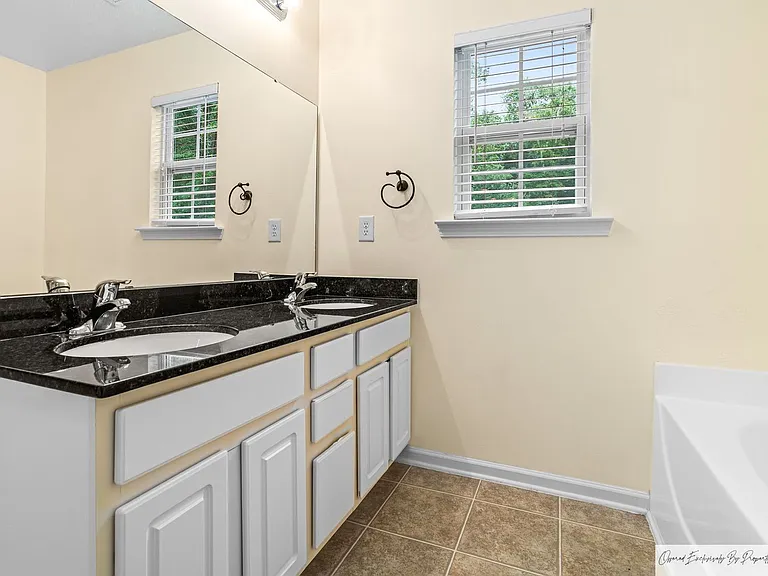 1279 Green Turf Ln — Photo 24