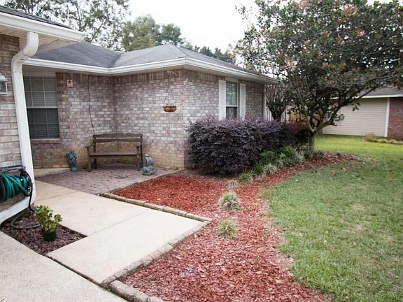 4th image of 229 Clearfield Dr
