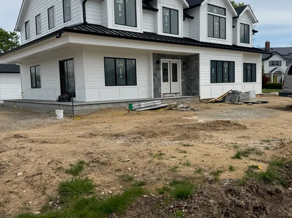 37 Star Lane, Levittown, NY 11756