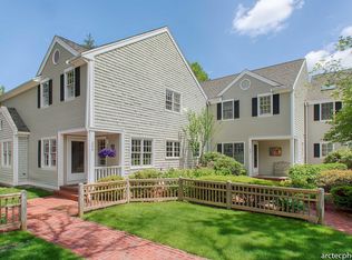 209 Dunrobin Rd, Mashpee, MA 02649