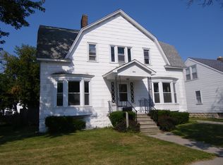 1204 Broadway St, Bay City, MI 48708