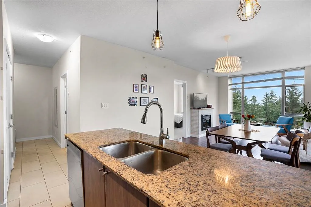 2 bed, 1006 sqft, $2,895 — Photo 4