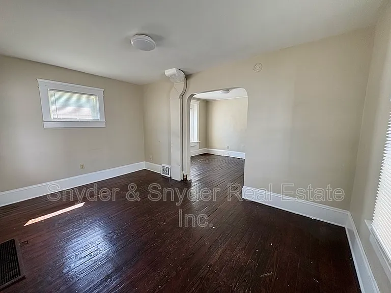 141 Fulton St — Photo 2