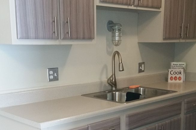 1st image of 901 Saint Louis St APT 10