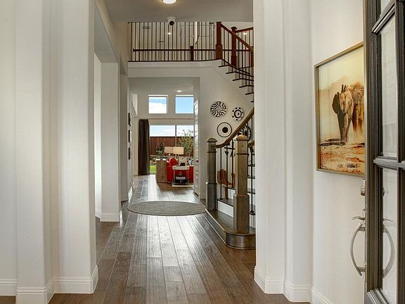 The Oakley III Foyer