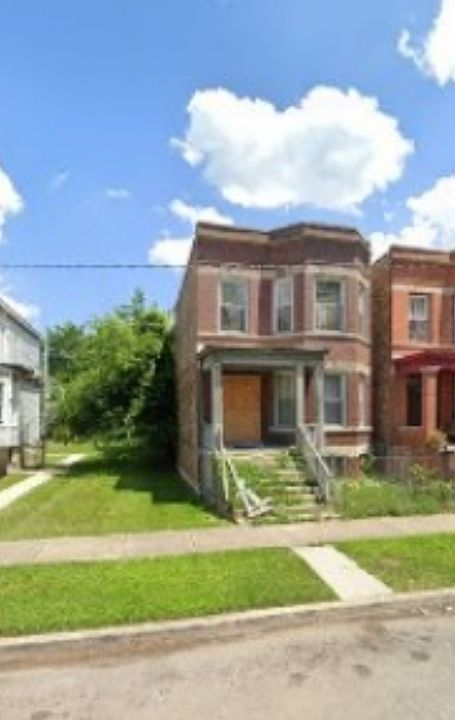 1st image of 7225 S Langley Ave
