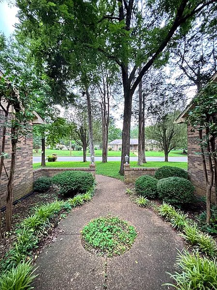 2058 sq ft 3 bed, 2 bath house in Murfreesboro — Photo 4