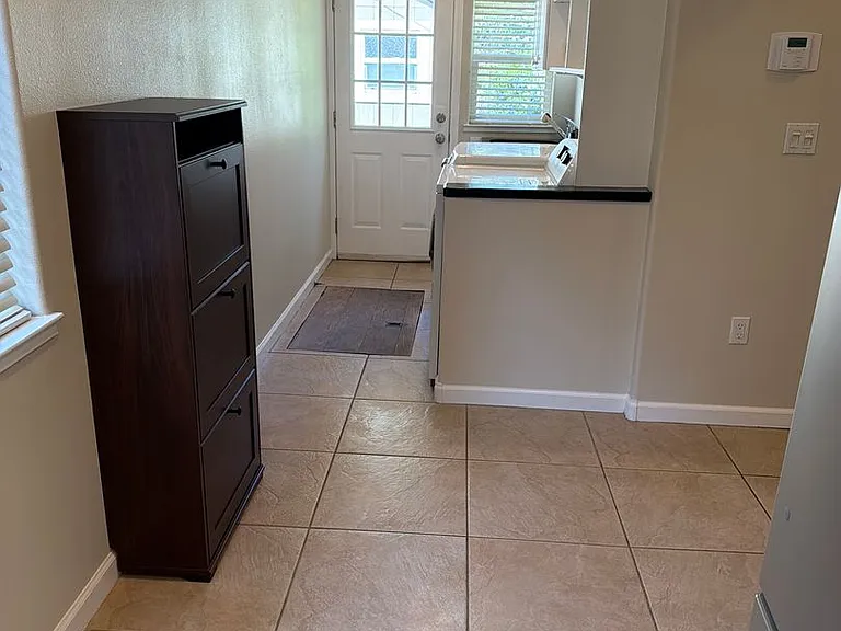 3117 Freeport Blvd — Photo 26