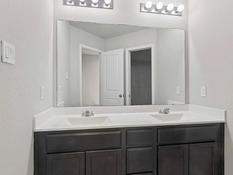 3931 McDonough Way — Photo 35