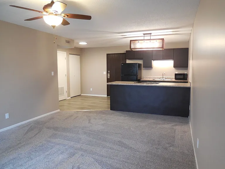 cpa - College Park Apartments — Photo 108