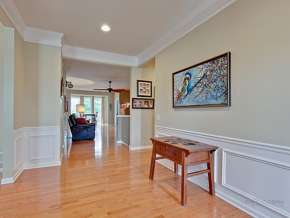 4th image of 3781 Melody St
