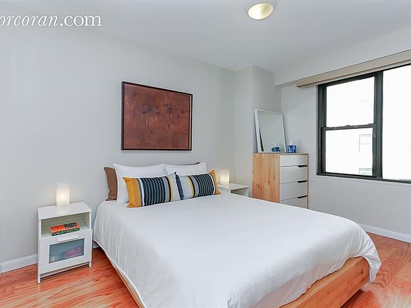 4th image of 85 Livingston St APT 9B