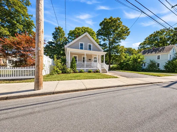 128 Howe St, Marlborough, MA 01752