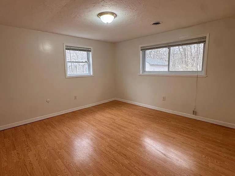 124 Gravesmith Dr — Photo 12